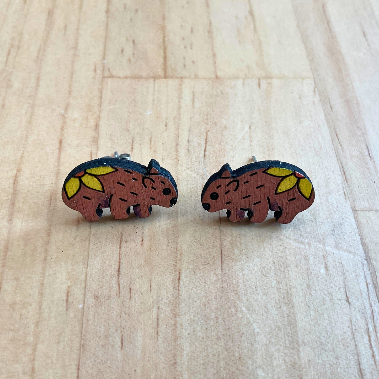 Australian animal studs - Wombat - wooden, hand painted