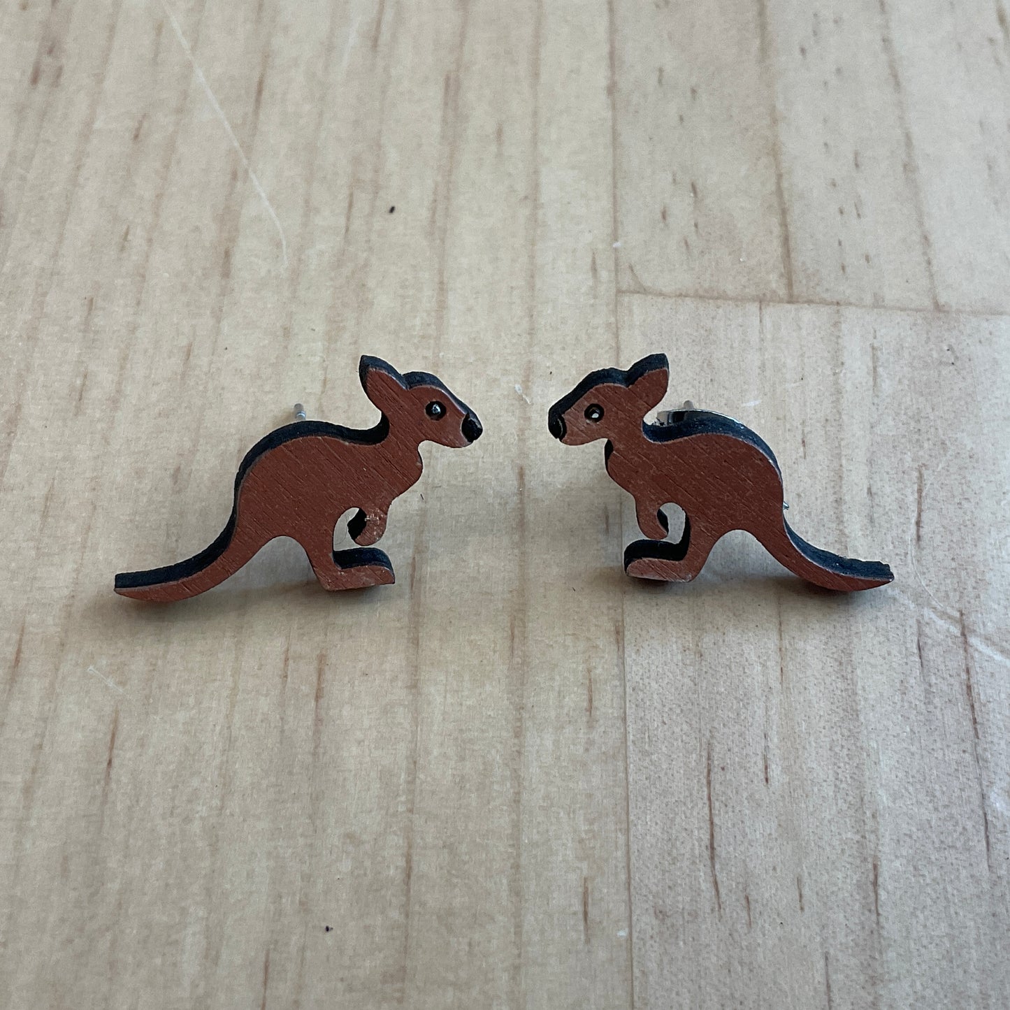 Australian animal studs - Kangaroo - wooden, hand painted