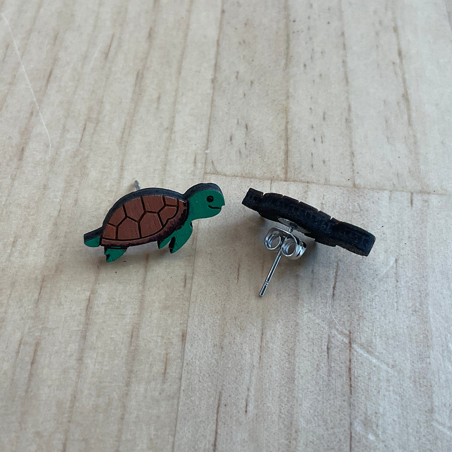 Australian animal studs - Turtle - wooden, hand painted