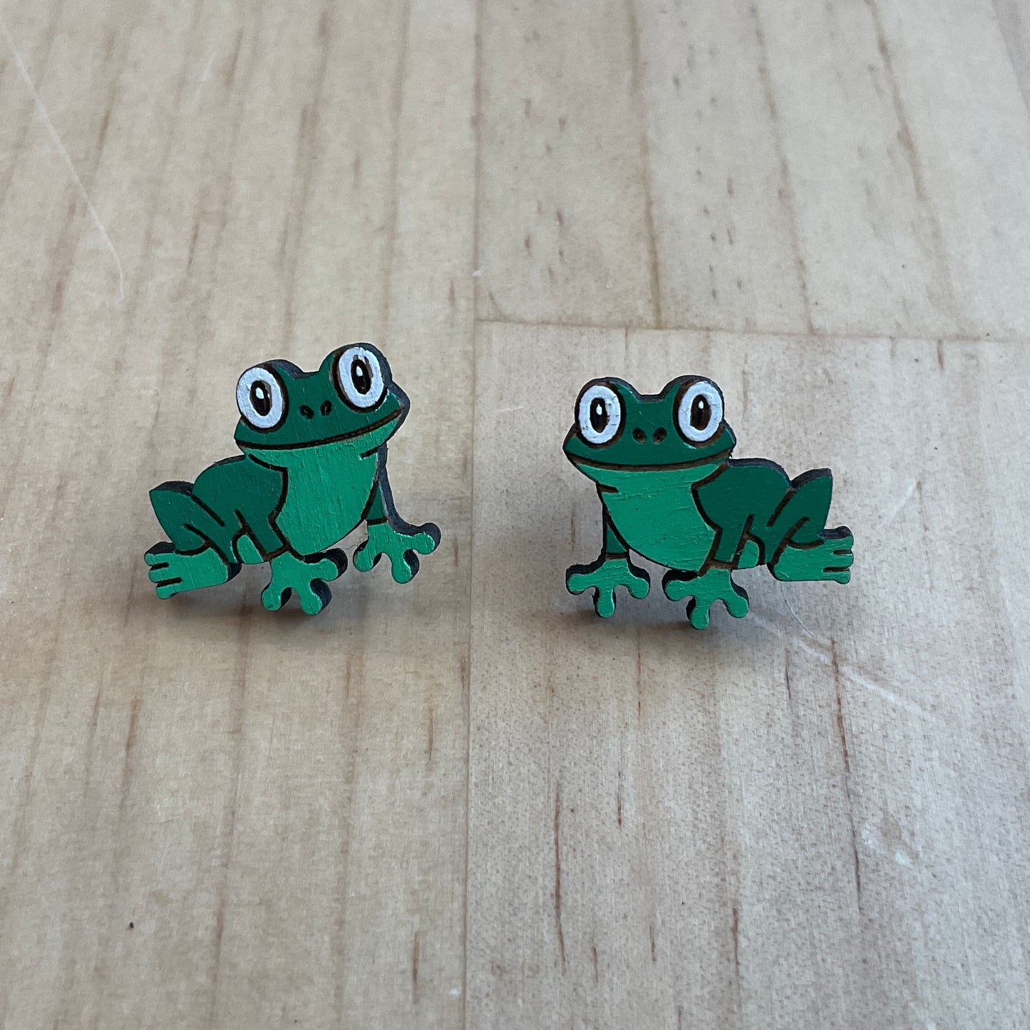 Australian animal studs - Tree Frog - wooden, hand painted