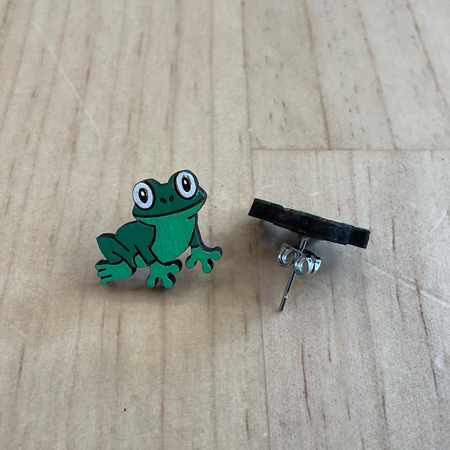 Australian animal studs - Tree Frog - wooden, hand painted