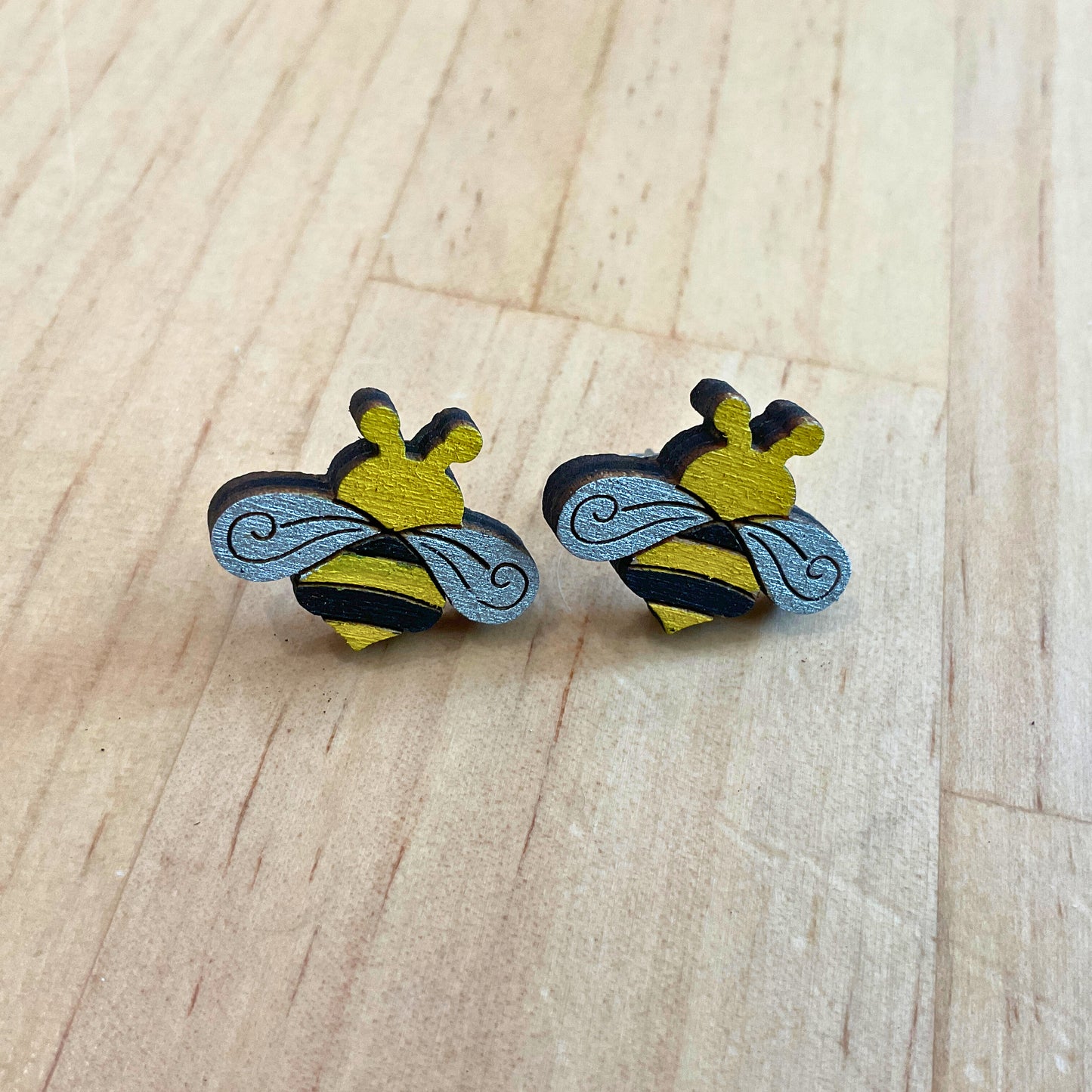 Australian animal studs - Bee - wooden, hand painted